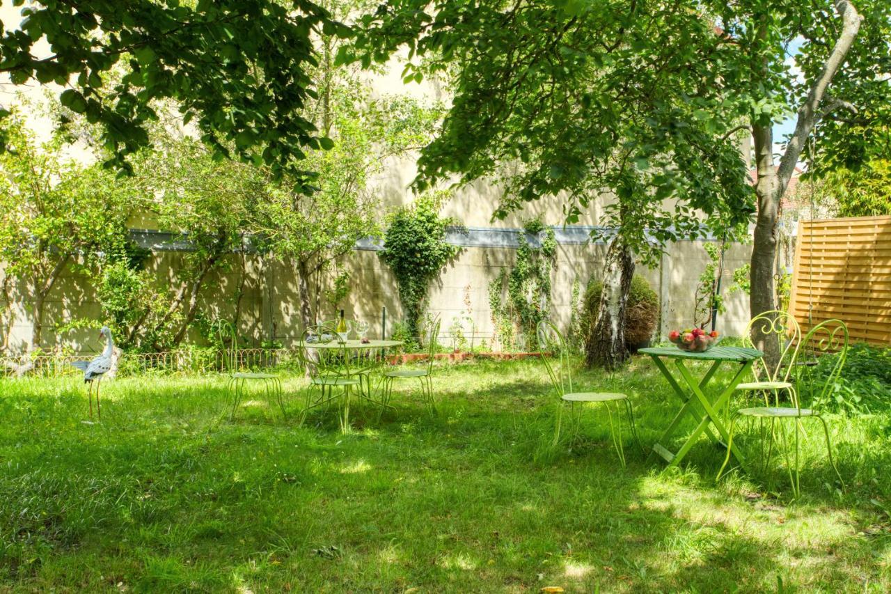 Aerotel Versailles Saint Cyr - L'Etape Du Silence Exterior photo